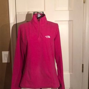 The North face. Medium. Fuchsia.